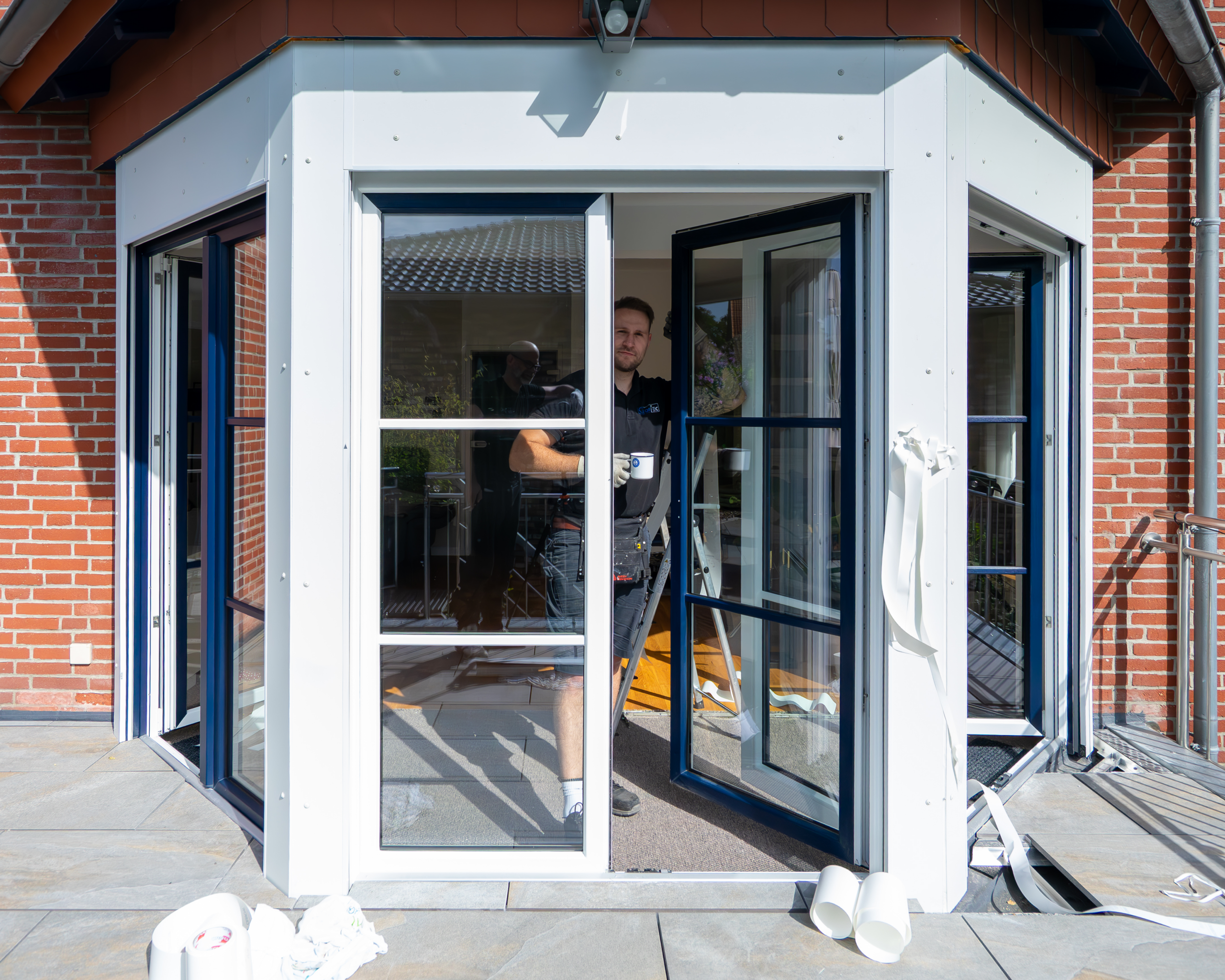 Fensterrahmen folieren Hamburg – professionelle Fensterrahmenfolierung durch ChronTec GmbH
